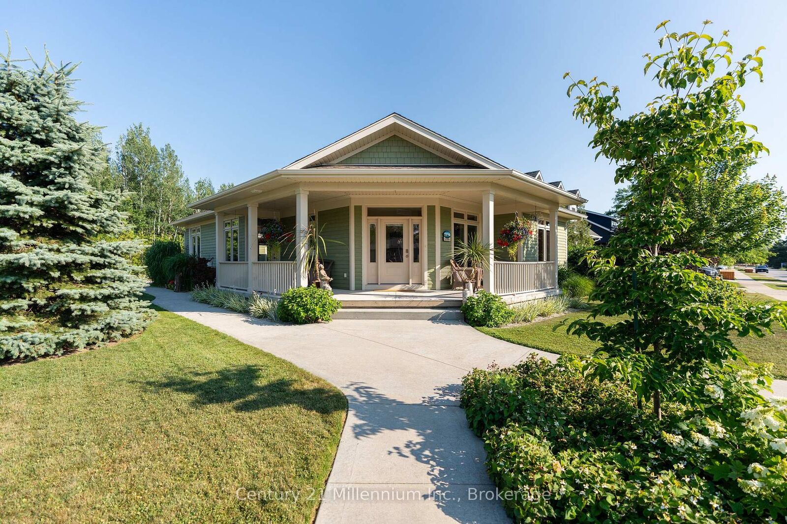 Photo de la propriété: 198 Emerald Drive ON N0H 2L0