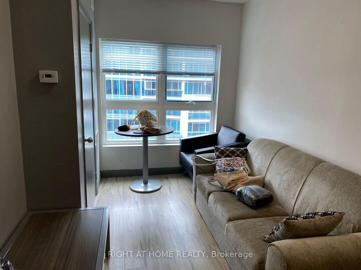 Property Photo: 258B Sunview Street 296 (2nd Bedroom) ON N2L 0H7