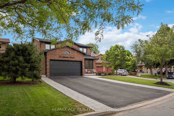 19 Barker Court — photo 1