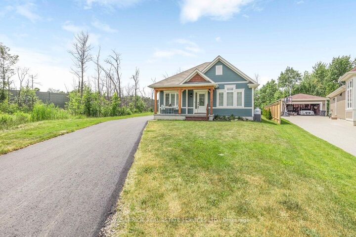 74 Robert Street S — photo 1