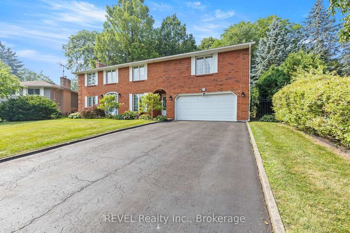 Property Photo: 7190 Waterloo Drive ON L2J 1E2