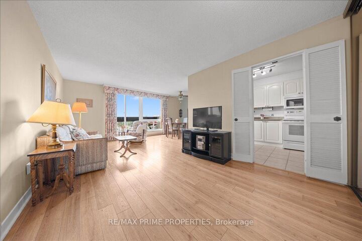 Property Photo:  1505 Baseline Road 903  ON K2C 3L4 