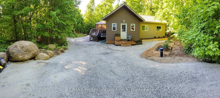 Property Photo: 1145 Chelsea Lane ON K0M 1J1