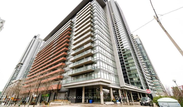 Property Photo: 4K Spadina Avenue 315 ON M5V 3Y9