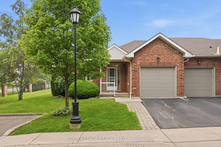 Property Photo:  98 Sunibel Drive 74  ON L0R 1W0 