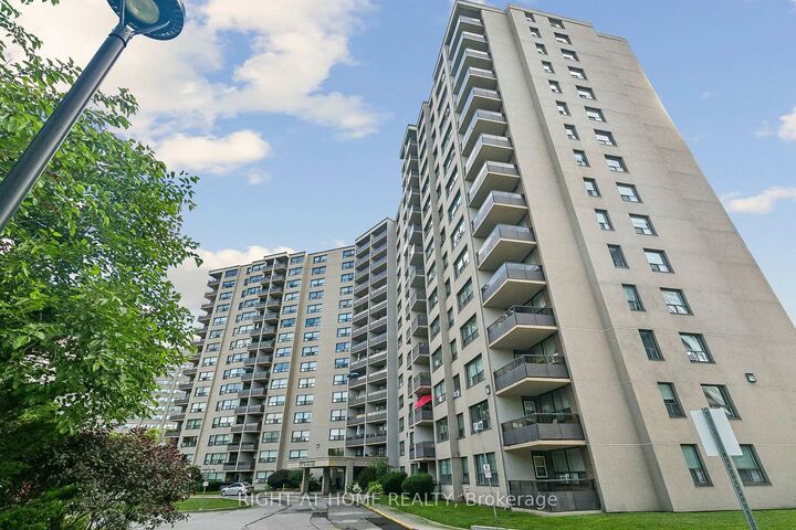 451 The West Mall N/A 807 — photo 1
