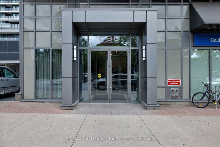 Property Photo: 530 St Clair Avenue W 1401 ON M6C 0A2