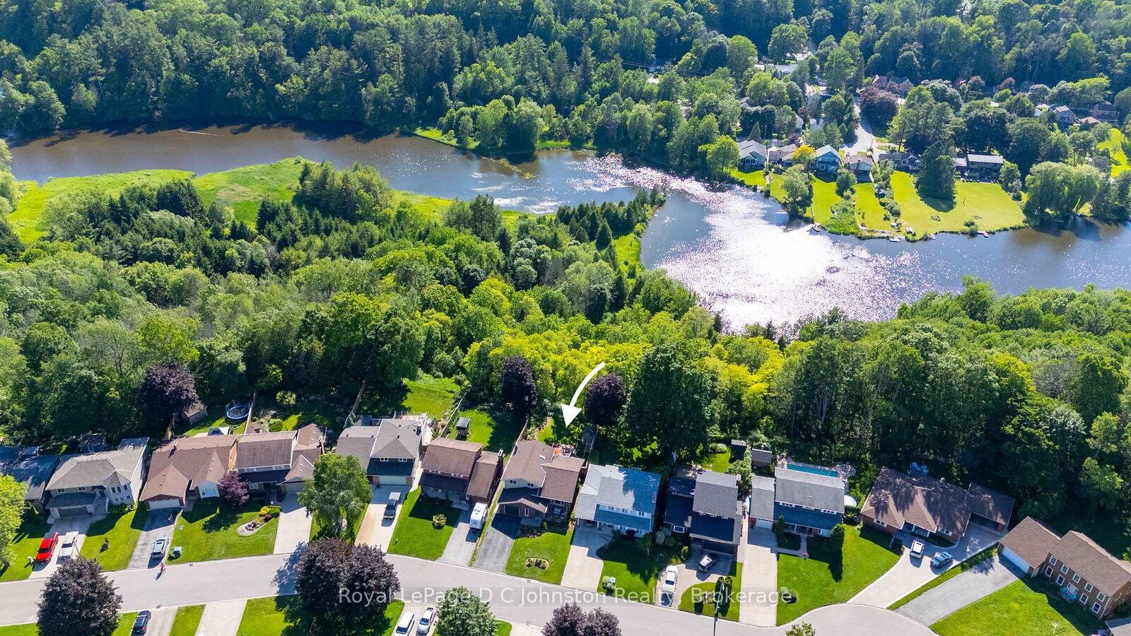 Property Photo: 126 5th Avenue E ON N4K 6C7