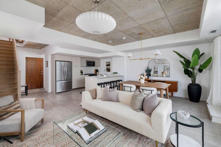 Property Photo: 665 Queen Street E 502 ON M4M 1G4