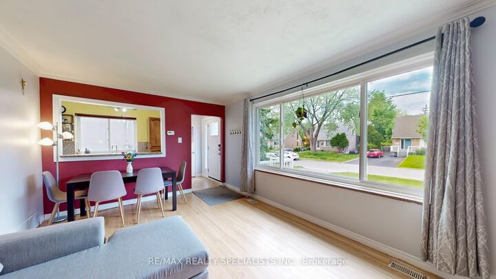 Property Photo: 3392 Sonja Road ON L4T 1R1