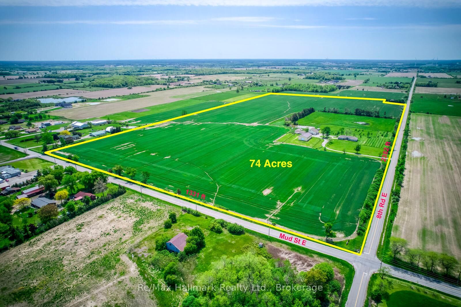 Property Photo: 232 Eighth Road E ON L8J 3M2