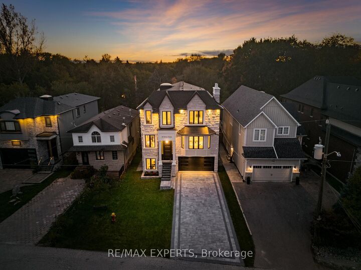 Property Photo: 88 Moray Avenue ON L4E 3E2