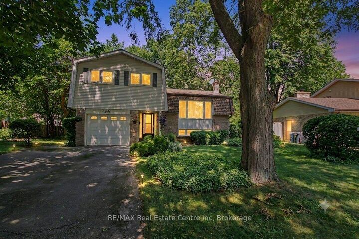 Property Photo:  23 Northwood Crescent  ON N1H 6Z5 