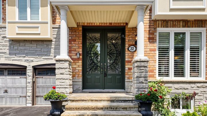 Property Photo: 22 Bartlett Road ON L6C 2Y6