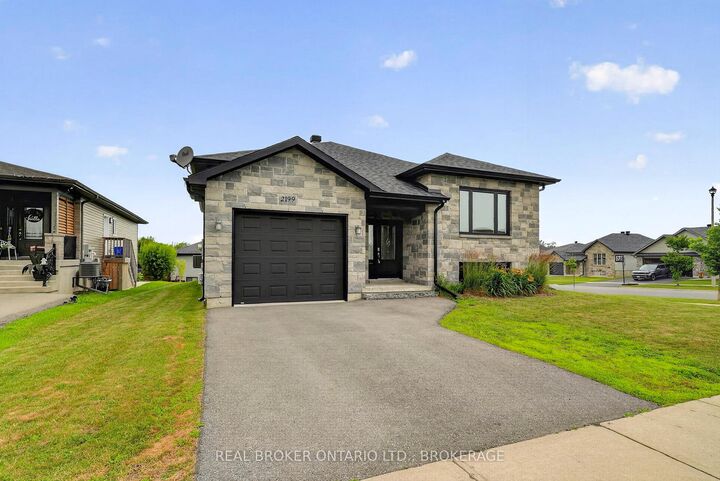 Property Photo: 2199 Burke Avenue ON K6H 0H5