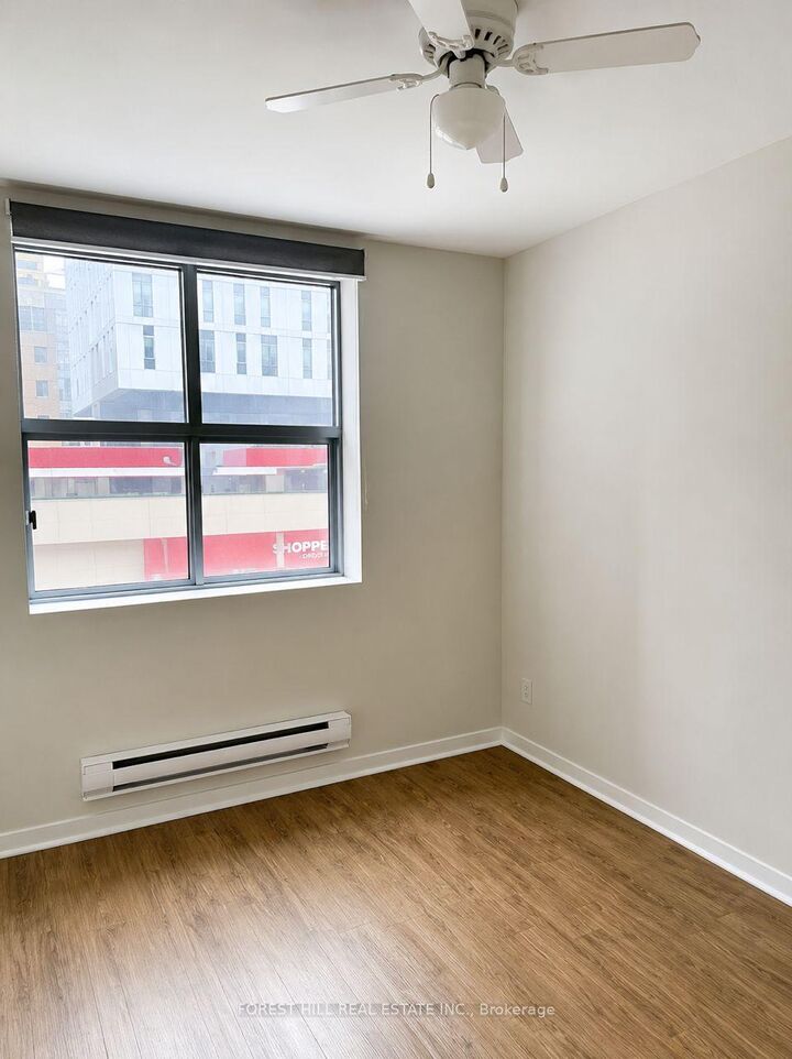 Property Photo: 126 Dundas East Street E 204 ON M5B 1E2