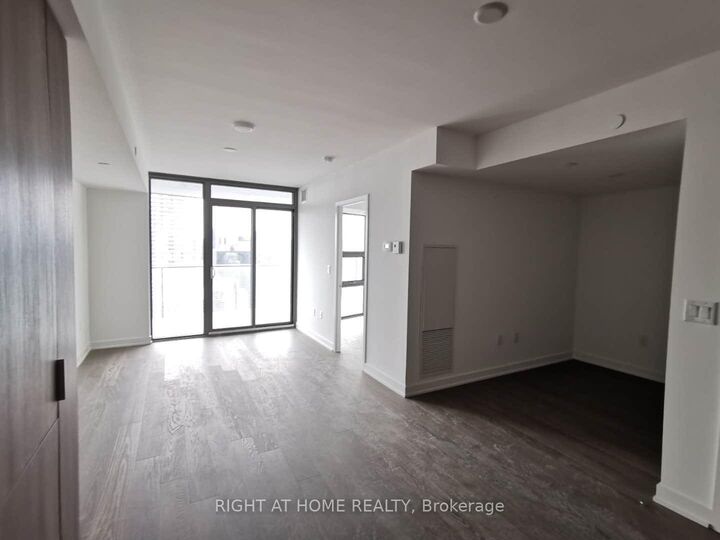 Property Photo: 11 Wellesley Street W 3504 ON M4Y 1E8