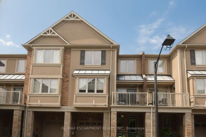 Property Photo: 201 Westbank Trail 43 ON L8J 0H4