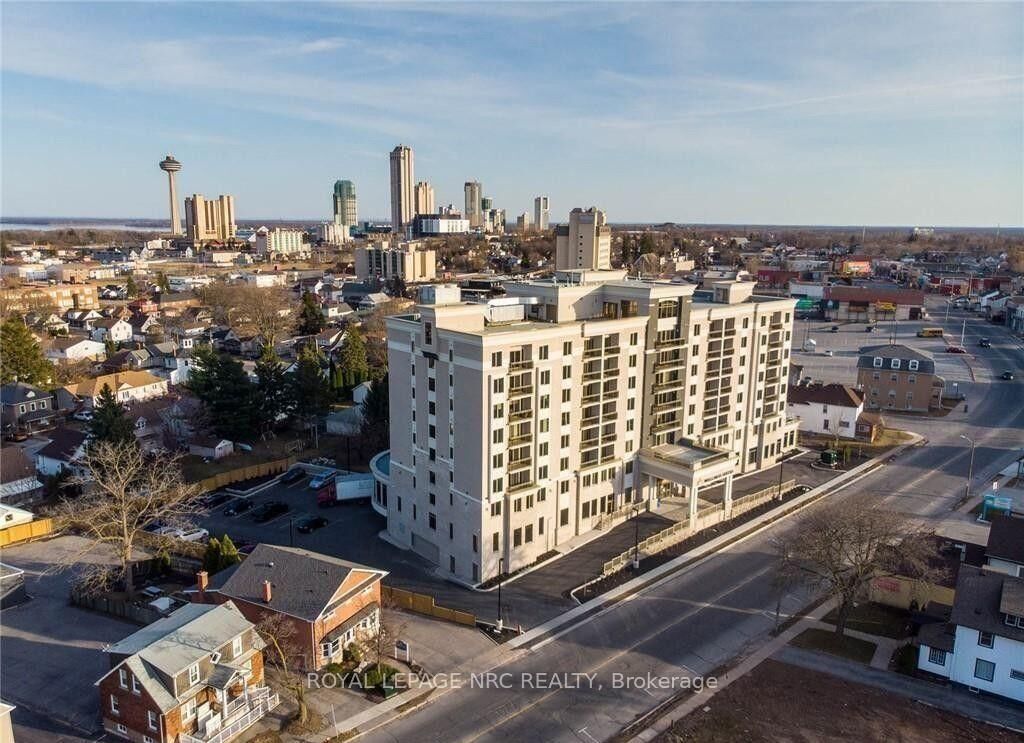 Property Photo: 5698 Main Street 703 ON L2G 5Z4