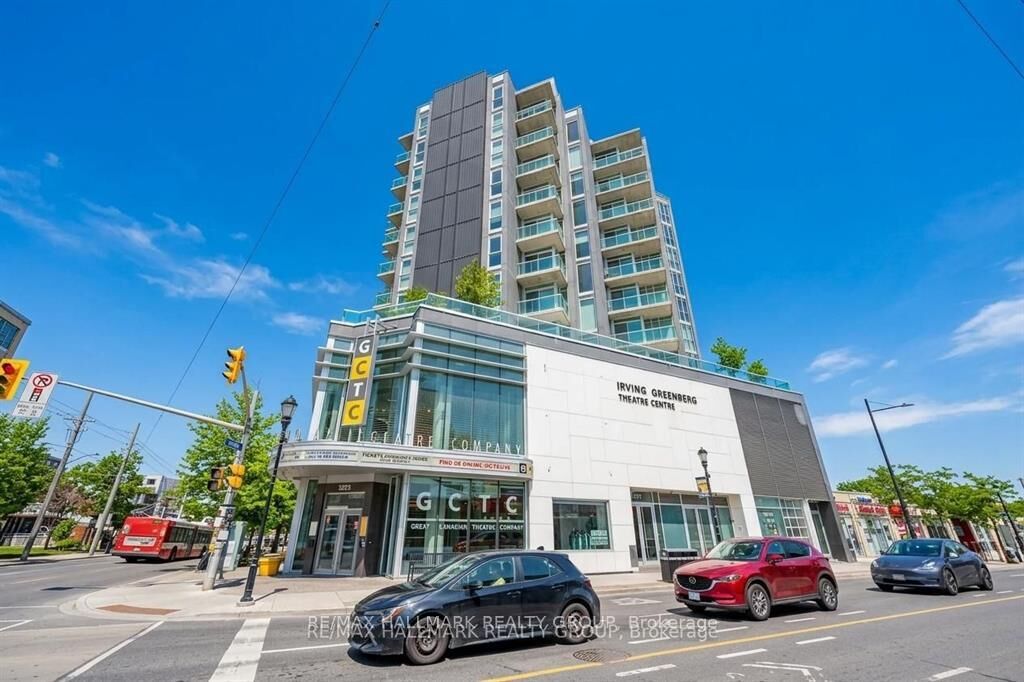Property Photo: 1227 Wellington Street W 702 ON K1Y 0G7
