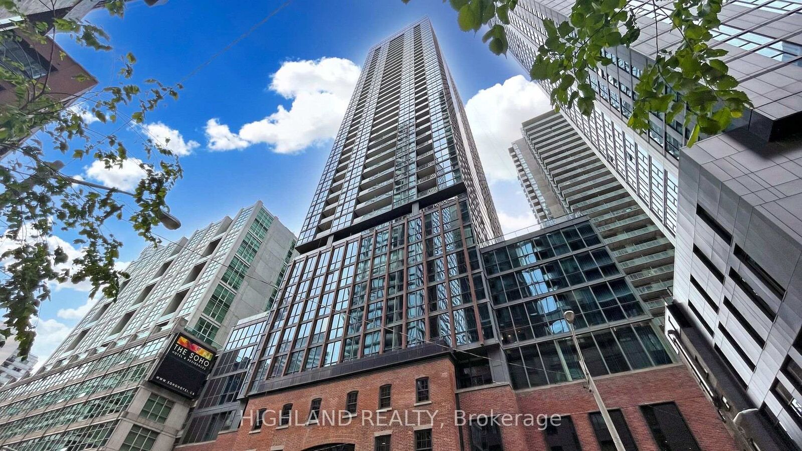 Property Photo: 88 Blue Jays Way 2106 ON M5V 0L7