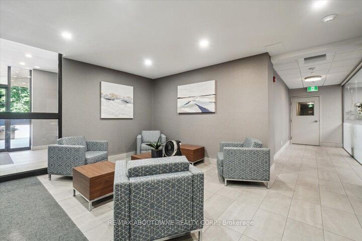 Property Photo: 60 Park Avenue 1003 ON L7G 4Y9