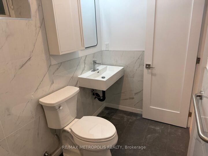 Property Photo:  14 Stephen Drive Basement  ON M8Y 3M5 