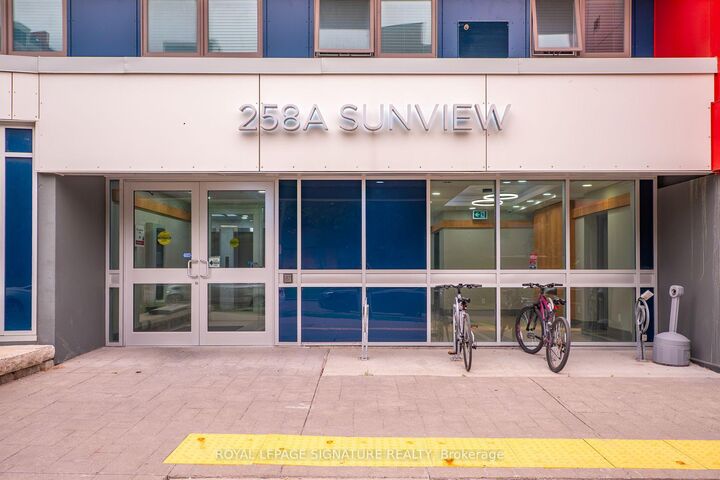 Property Photo:  258A Sunview Street 125  ON N2L 0H6 