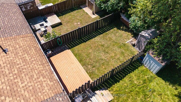 Property Photo: 36 Northbrook Road ON K8H 3N5