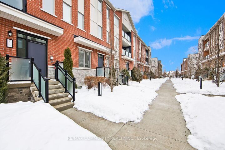 Property Photo: 1148 Dragonfly Avenue 511 ON L1X 0H5