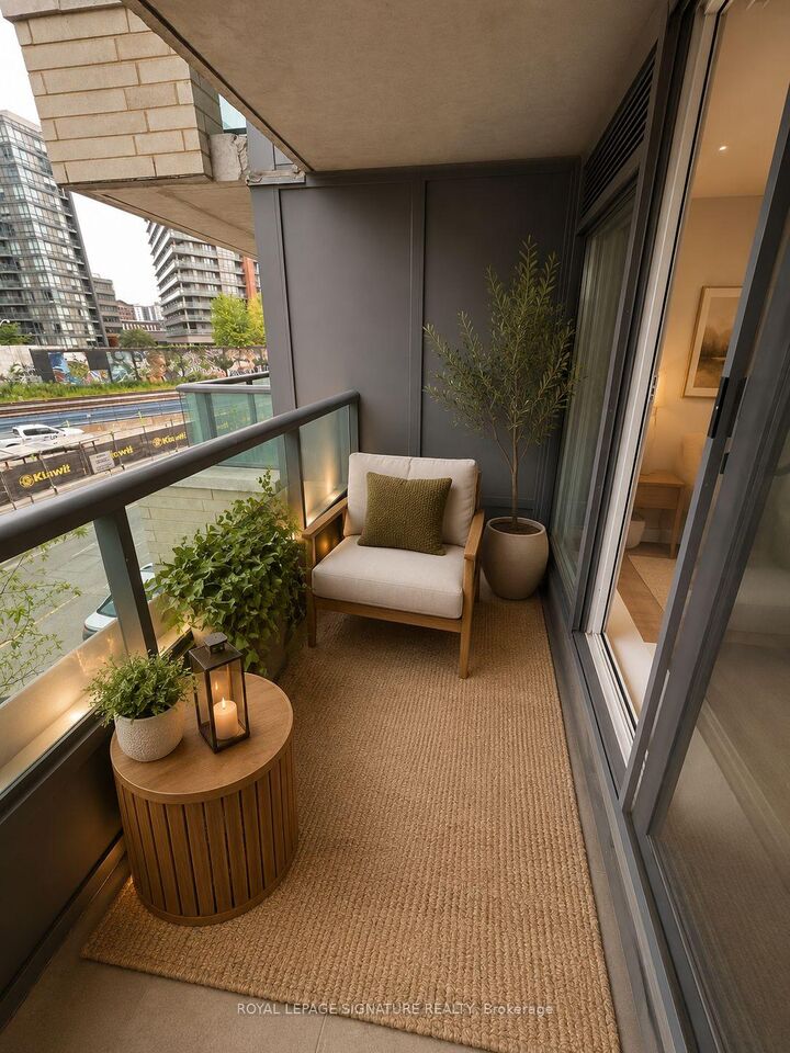 Property Photo: 36 Lisgar Street 220W ON M6J 3G2