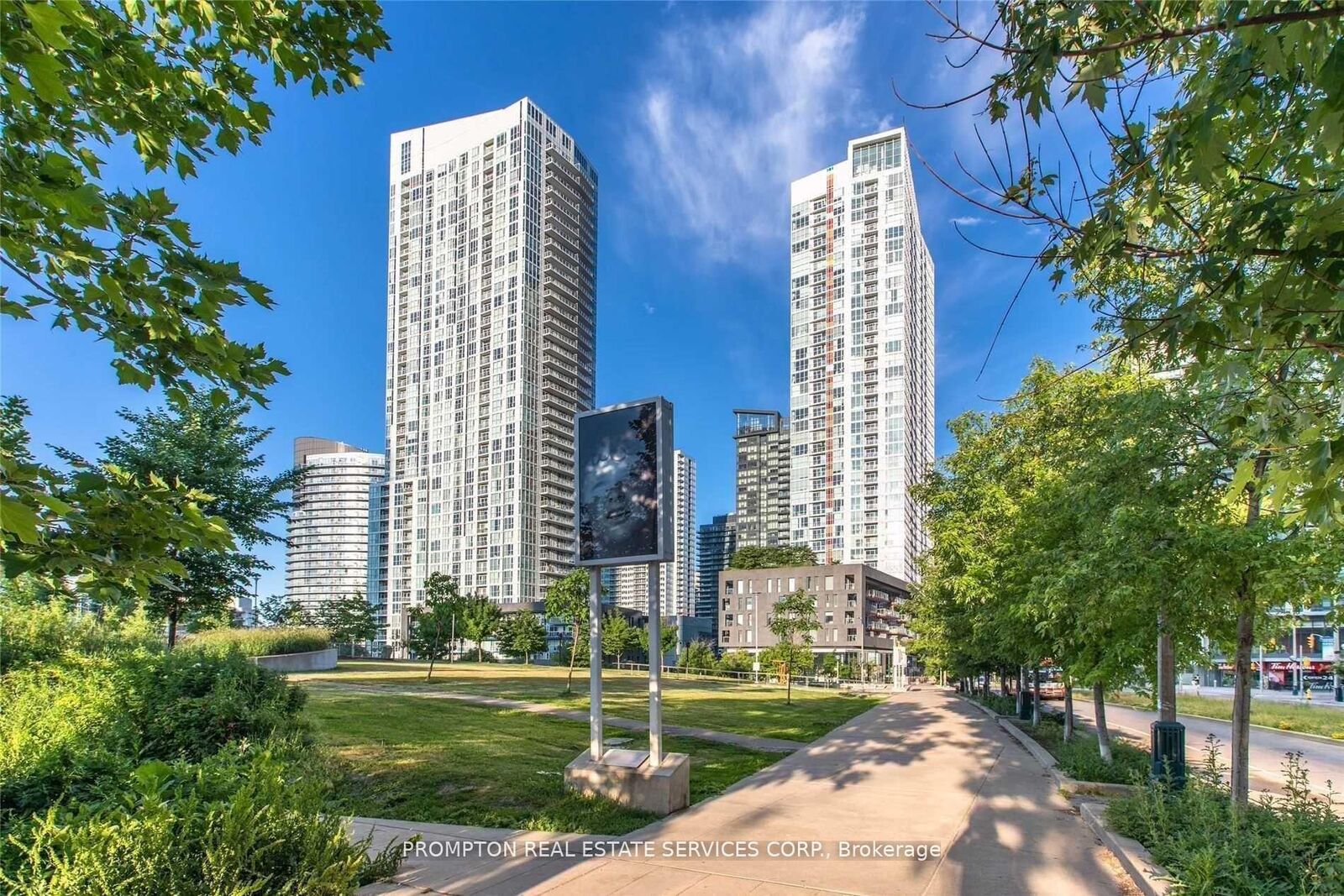 Property Photo:  70 Queens Wharf Road 1205  ON M5V 0J2 