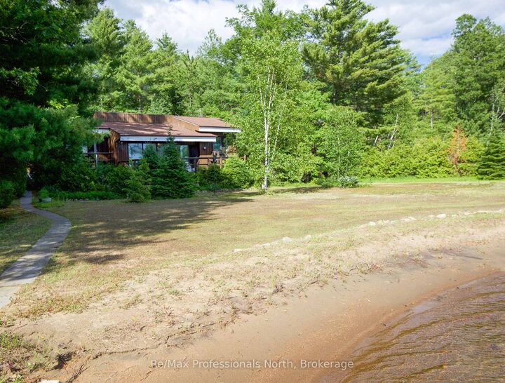 673 Peninsula Road W — photo 1