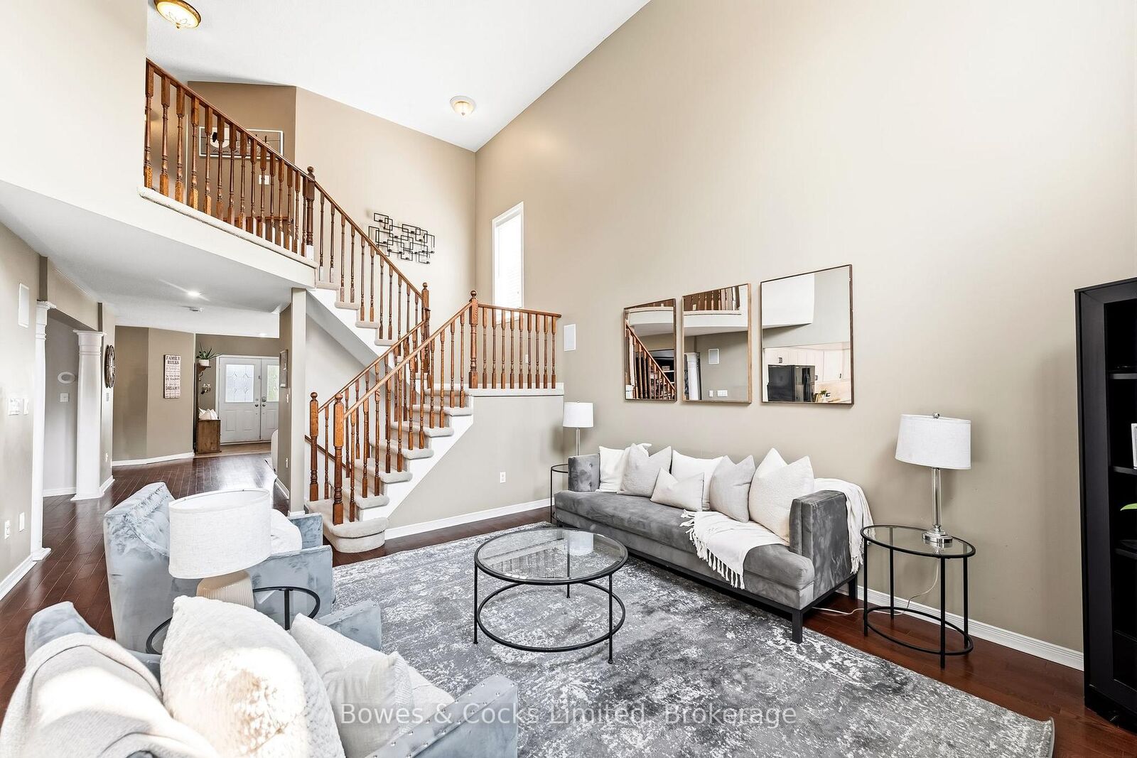 Property Photo: 700 Tully Crescent ON K9K 0A8