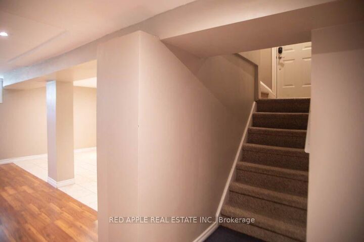 Property Photo: 126 Longford Drive ON L3Y 2Y5