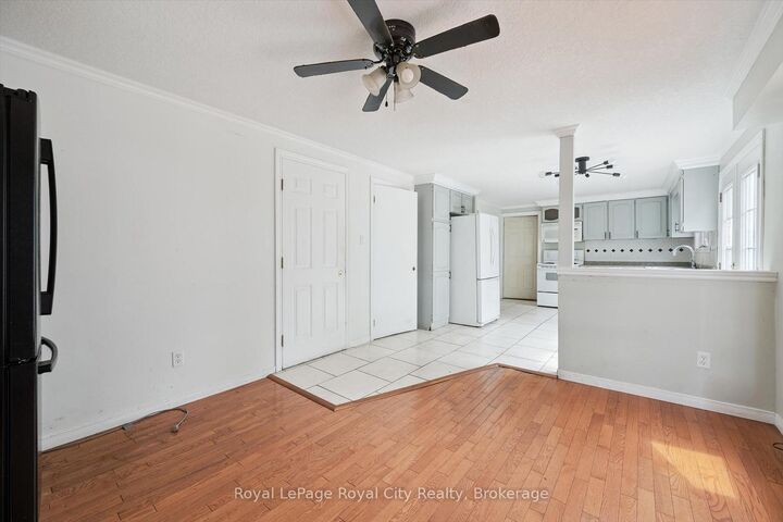 Property Photo: 628 Willow Road ON N1H 7M5