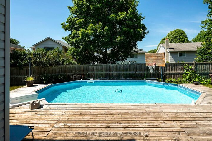 Property Photo: 364 Stoneheight Place ON N2V 2A8