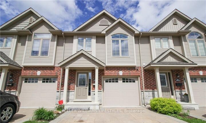 Property Photo: 3415 Castle Rock Place 14 ON N6L 0C8