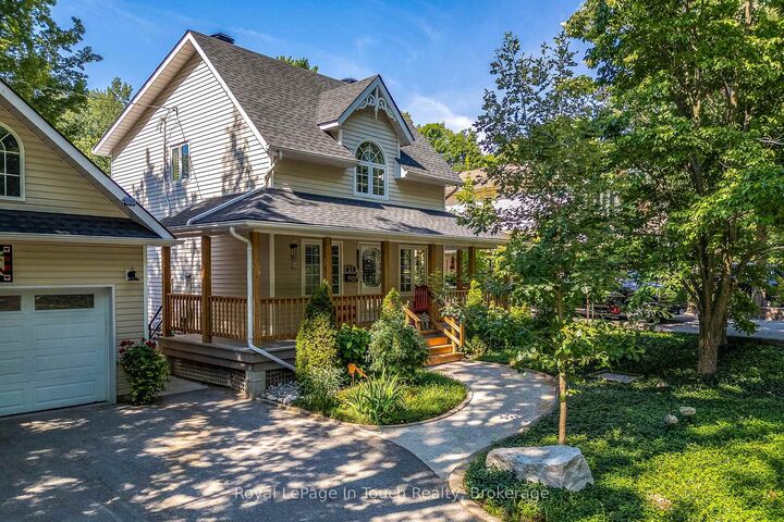 Property Photo:  27 Don Street  ON L9M 1E5 