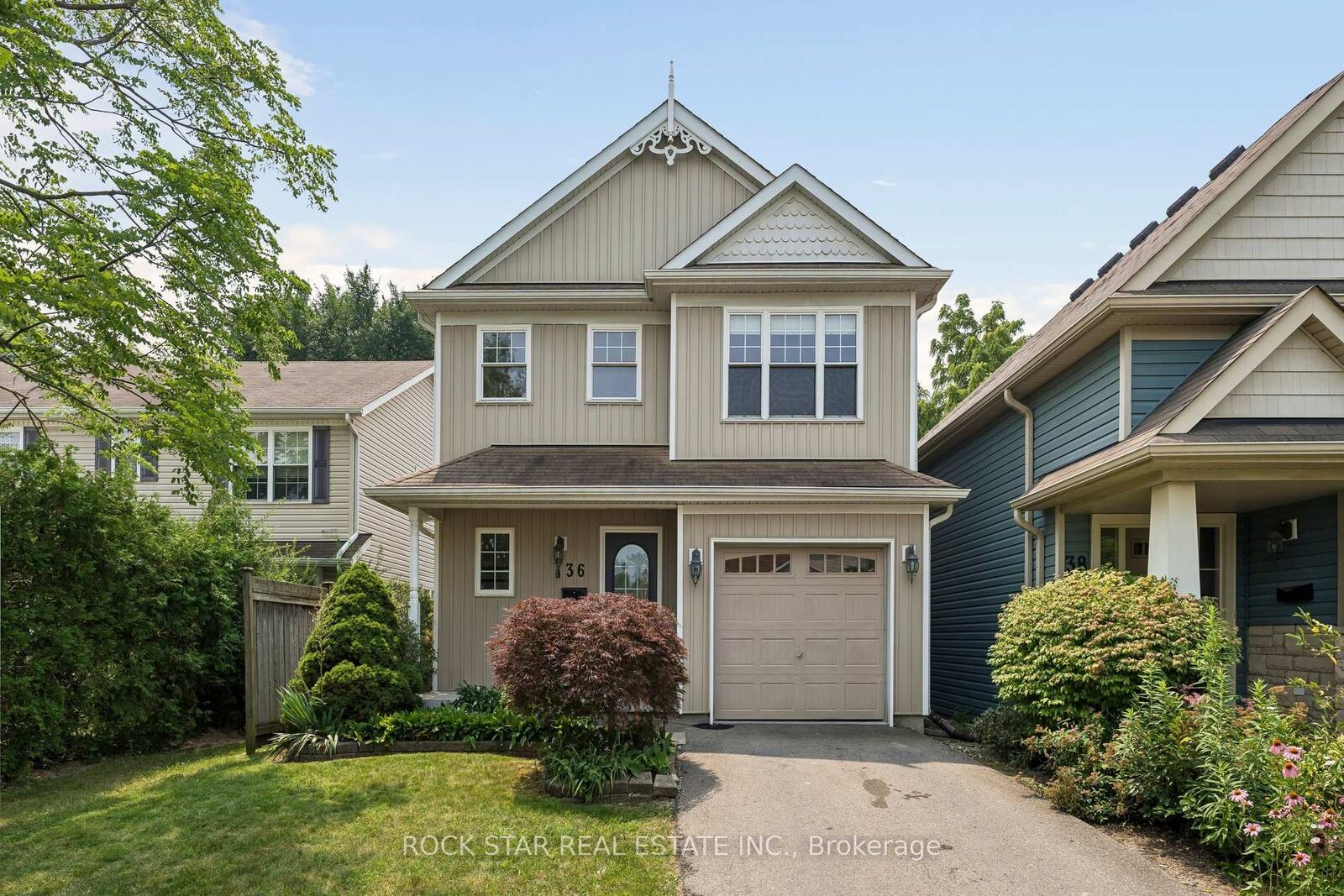 Property Photo: 36 Chicory Crescent ON L2R 6K7
