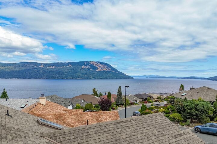 Property Photo: 571 Marine View BC V0R 1L1