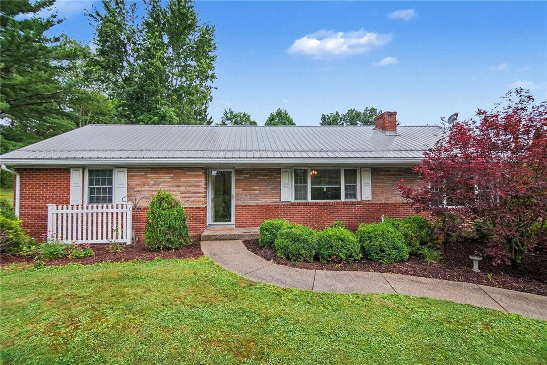 Property Photo:  330 Butler Rd  PA 16056 