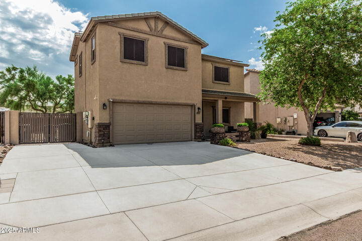 Property Photo:  831 S Buena Vista Drive  AZ 85120 
