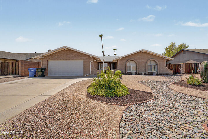 Property Photo: 14612 N 49th Way AZ 85254