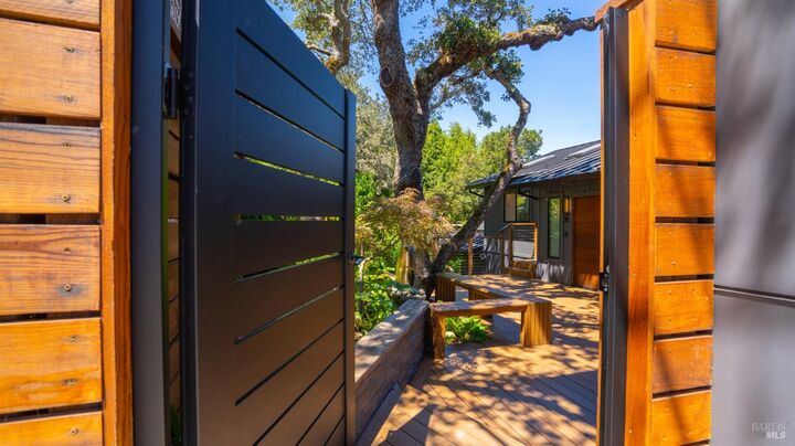 Property Photo: 311 Grandview Avenue CA 94945