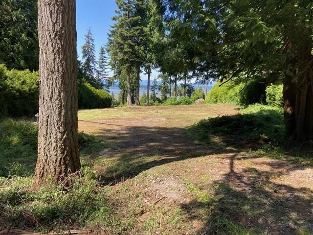 Property Photo: 13005 Crescent Road BC V4P 1J6