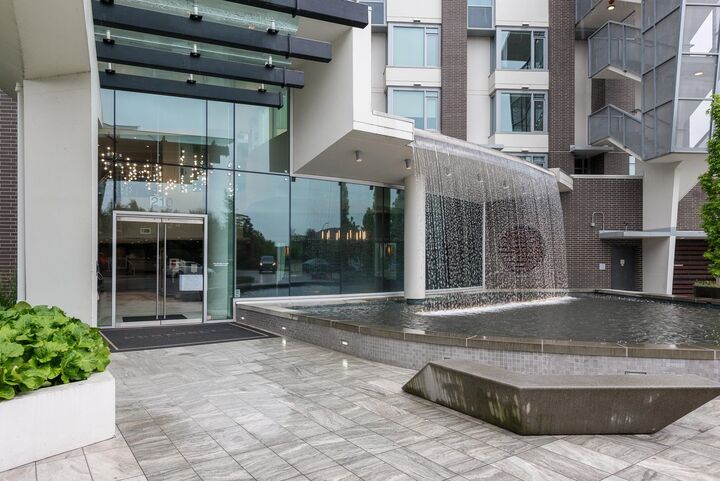 Property Photo: 210 Salter Street 606 BC V3M 0J9