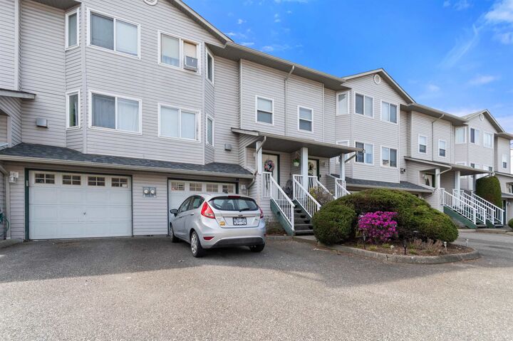 45090 Luckakuck Way 17 — photo 1