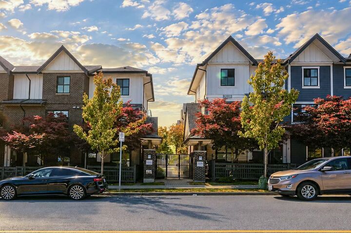 7039 Macpherson Avenue 16 — photo 1