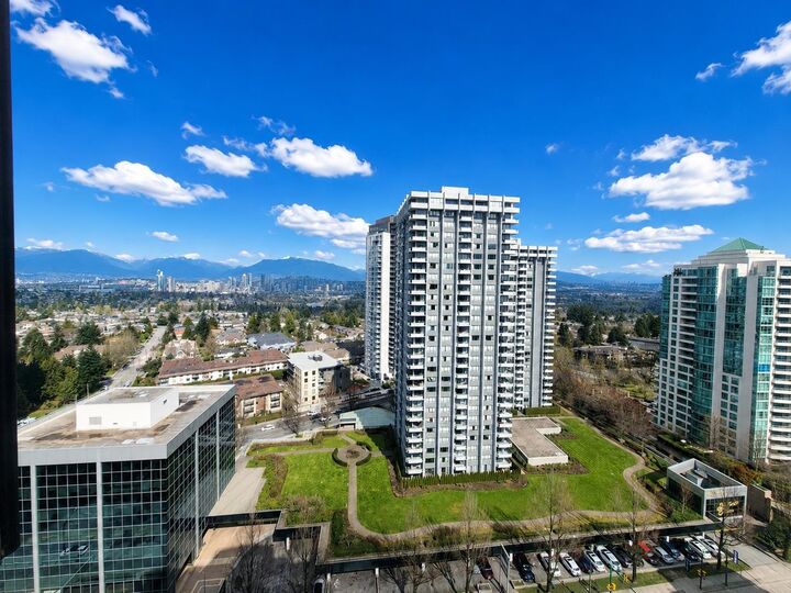 Property Photo: 5885 Olive Avenue 2002 BC V5H 4N8